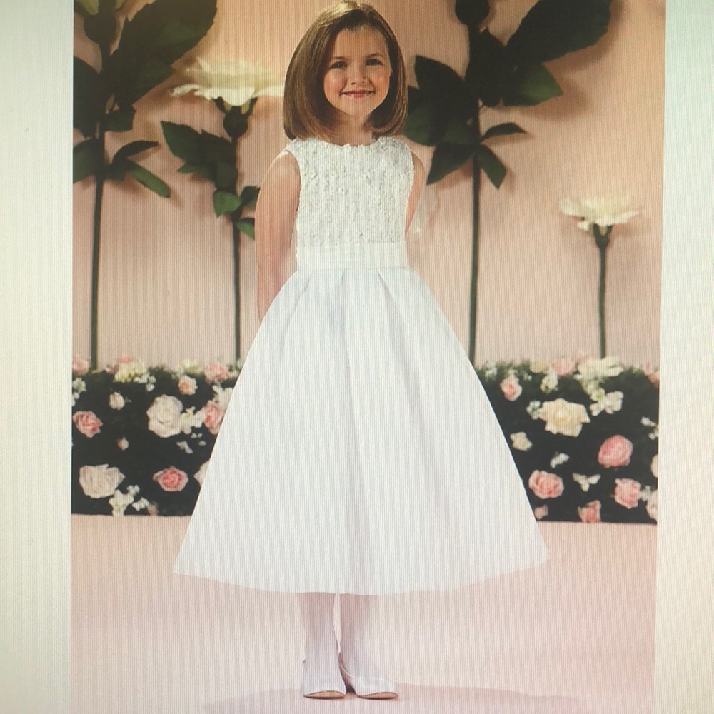 Joan Calabrese Style 114343 White Dress Size 6